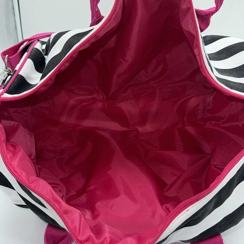 VICTORIA'S SECRET Zip around‎ MEDIUM Bag Shopping/Travel/Striped - Picture 11 of 11